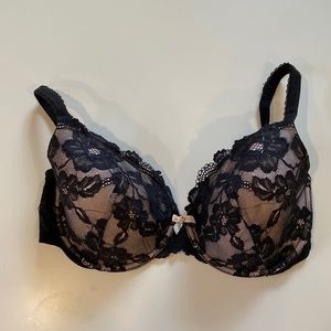 Victoria’s Secret bra